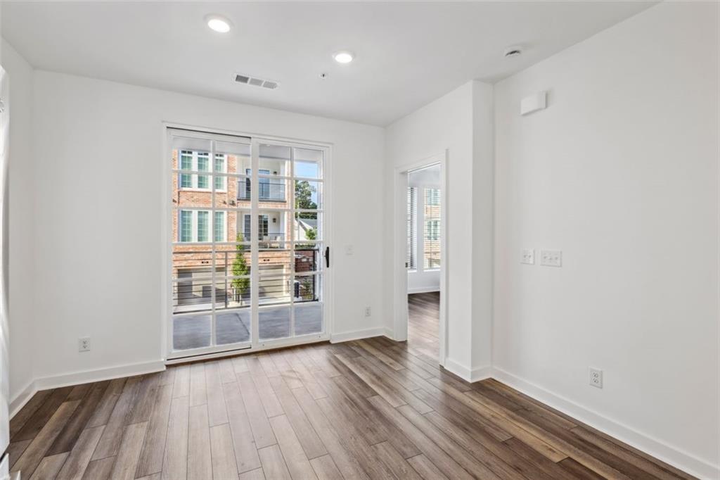 432 Burton Drive Unit 301