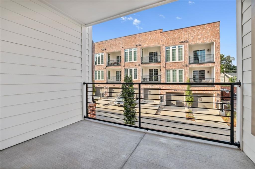 432 Burton Drive Unit 301