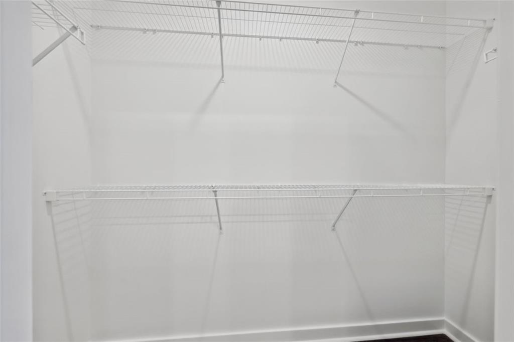 432 Burton Drive Unit 301