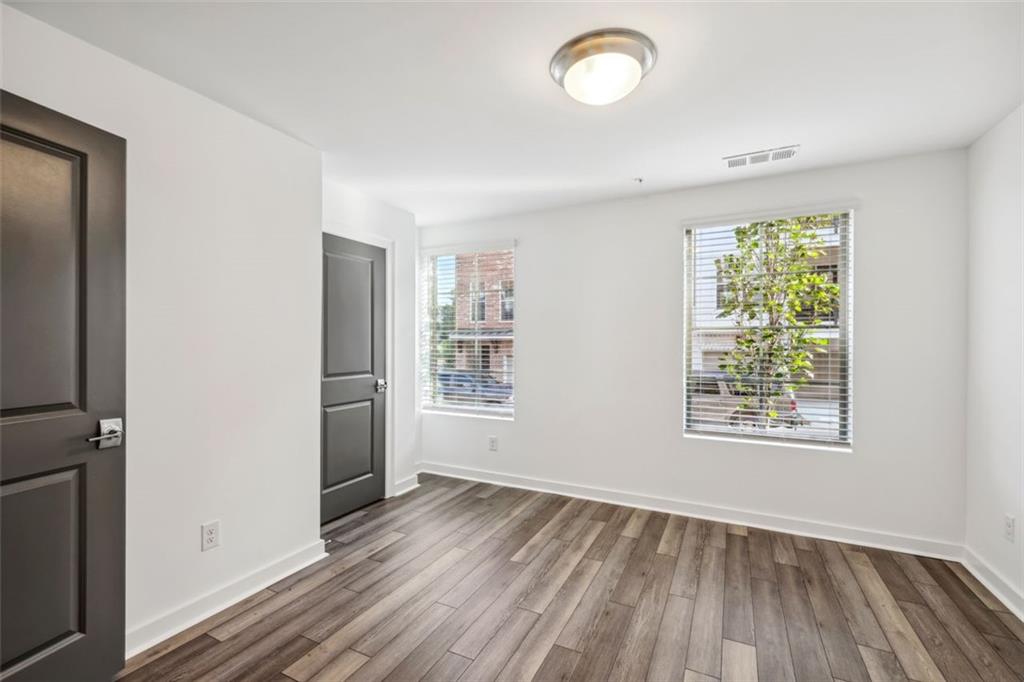 432 Burton Drive Unit 301