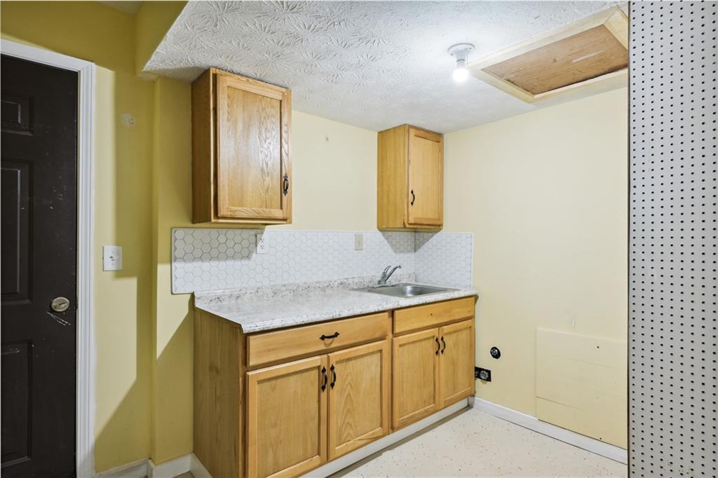 5602 ST THOMAS Drive