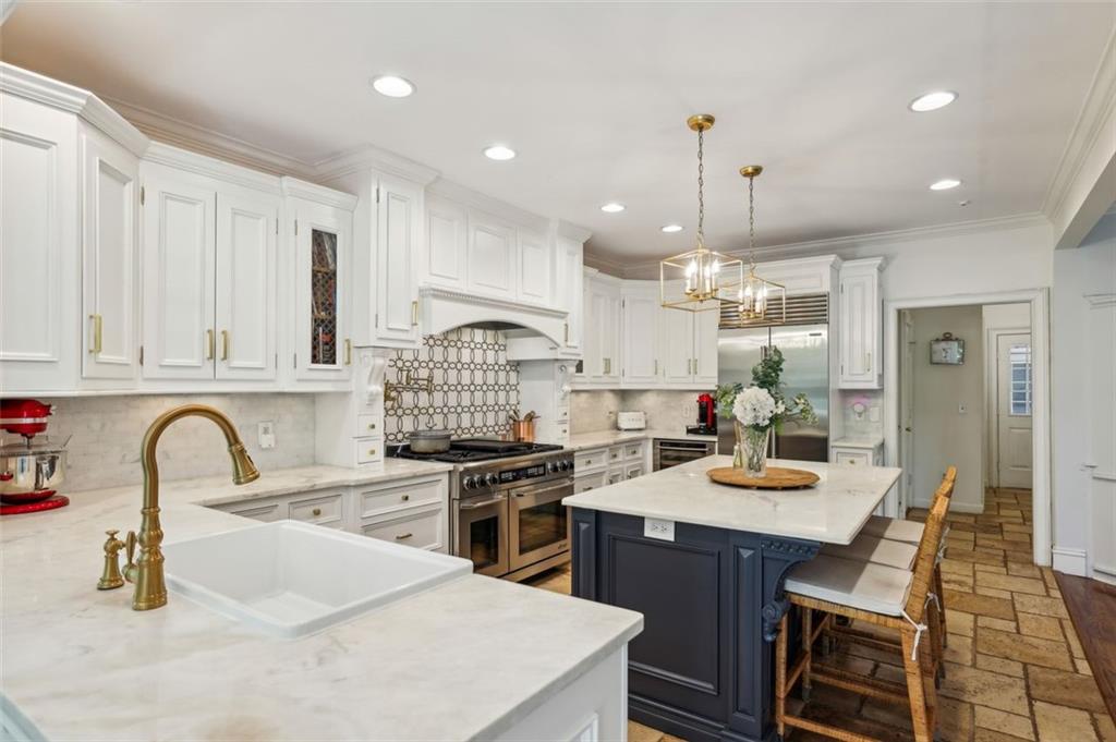 500 TAM OSHANTER Drive SE