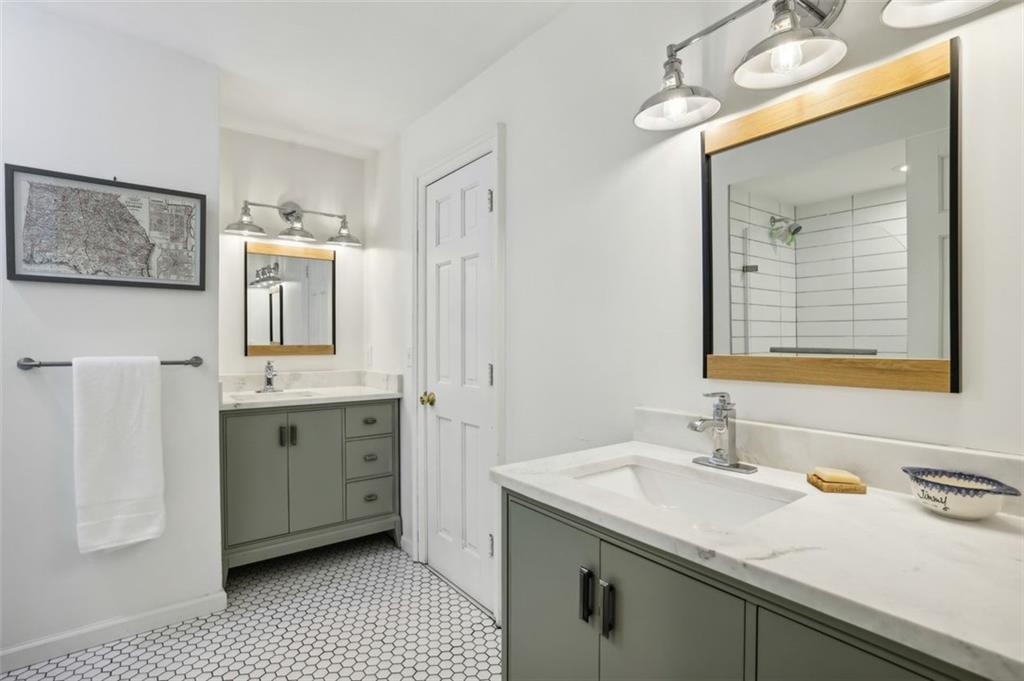 500 TAM OSHANTER Drive SE