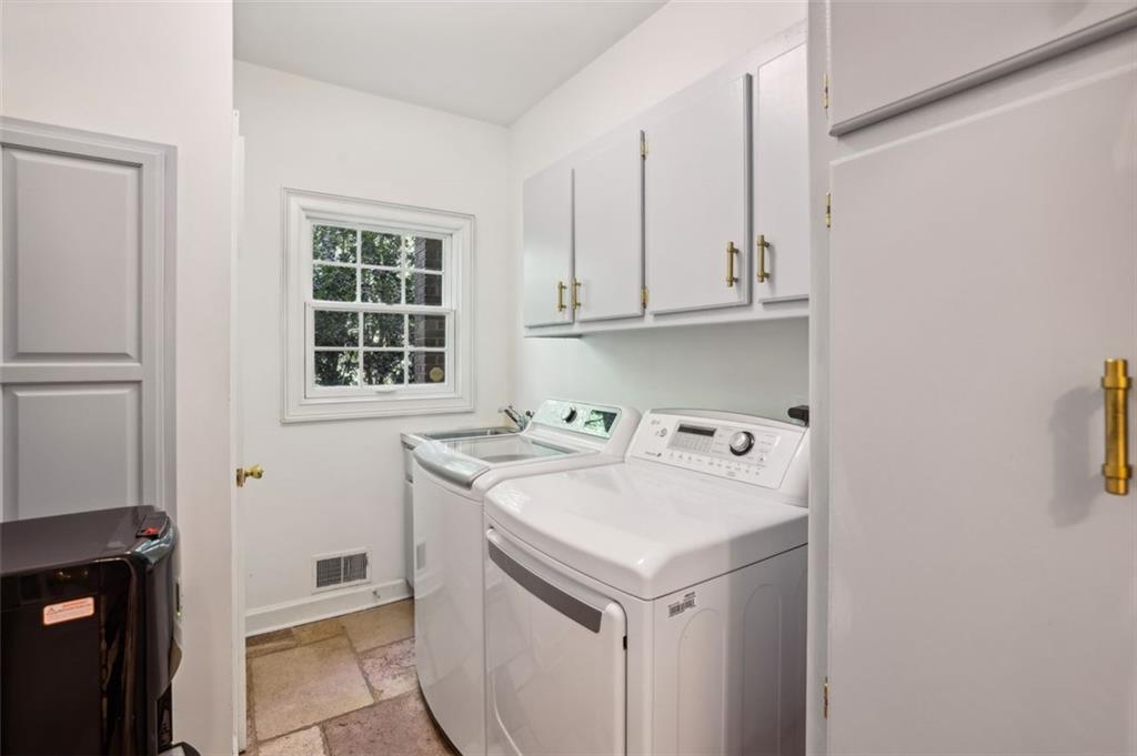 500 TAM OSHANTER Drive SE