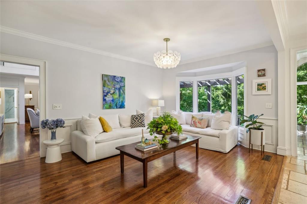 500 TAM OSHANTER Drive SE