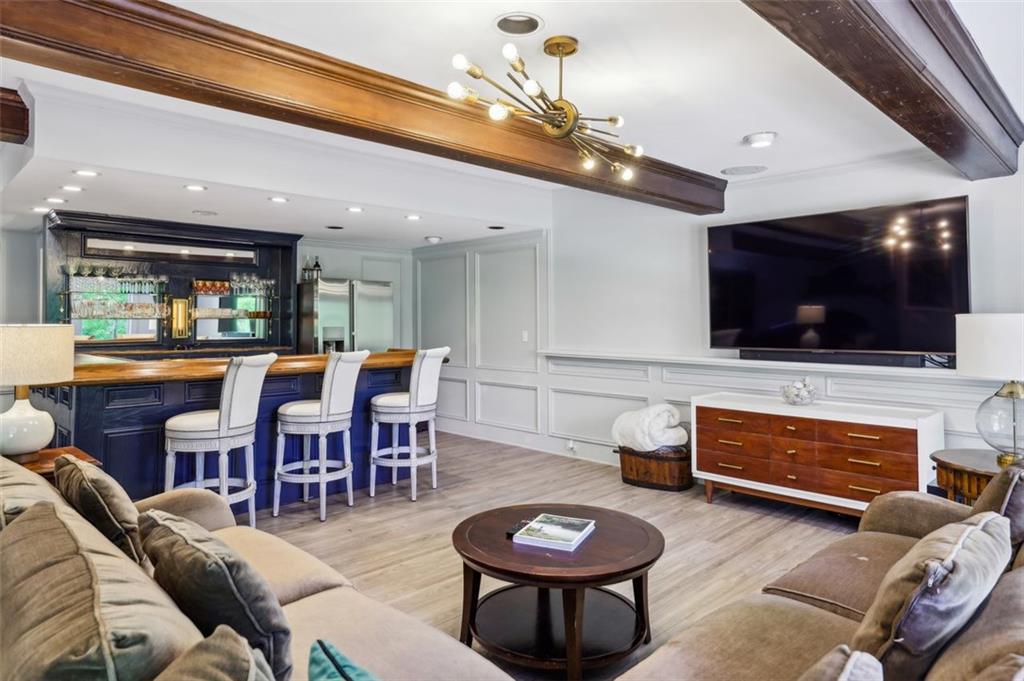 500 TAM OSHANTER Drive SE