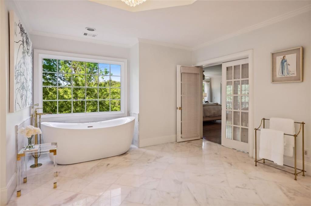 500 TAM OSHANTER Drive SE