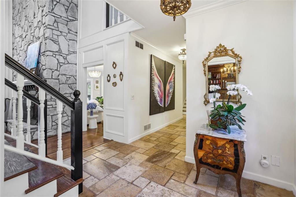 500 TAM OSHANTER Drive SE