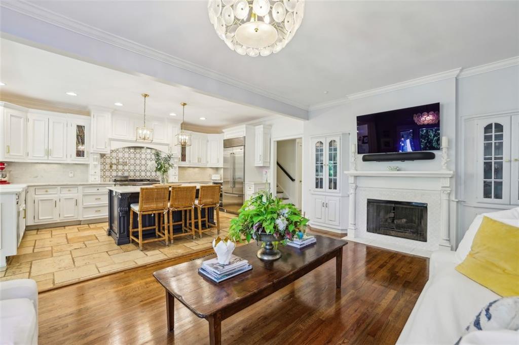 500 TAM OSHANTER Drive SE