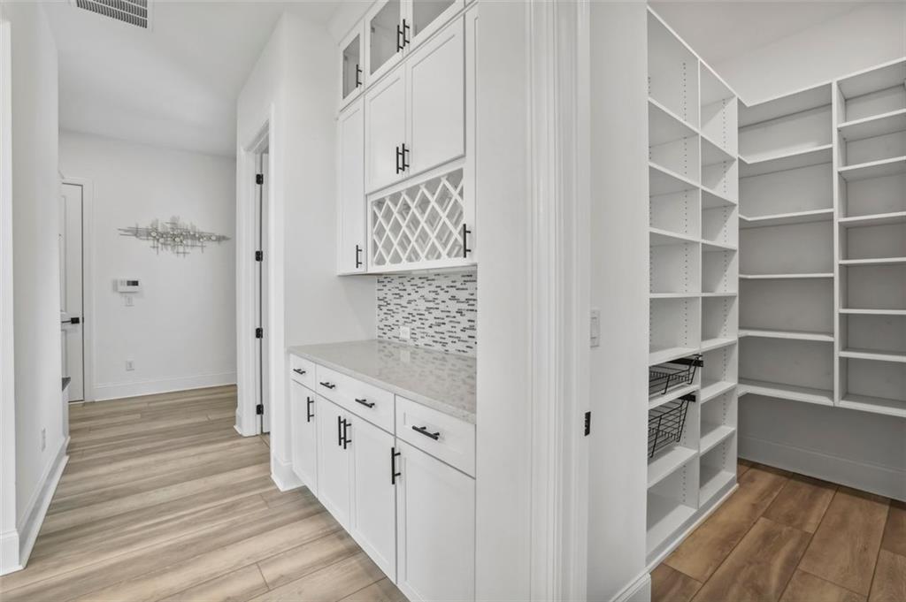 7610 POPPY MILL Lane