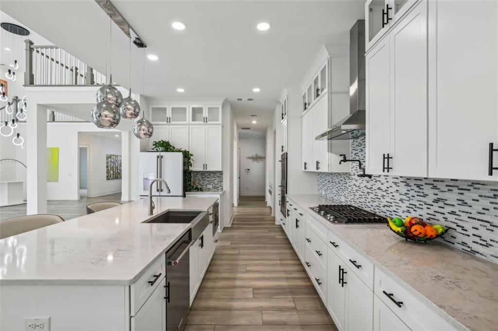 7610 POPPY MILL Lane