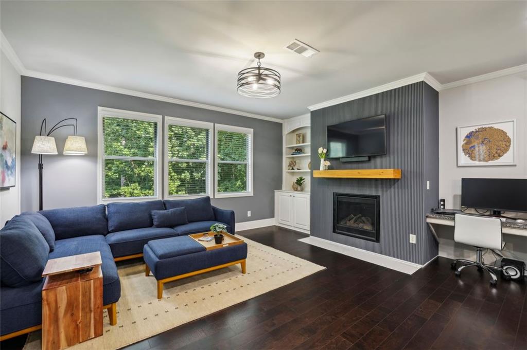 5435 SCENIC VALLEY Drive