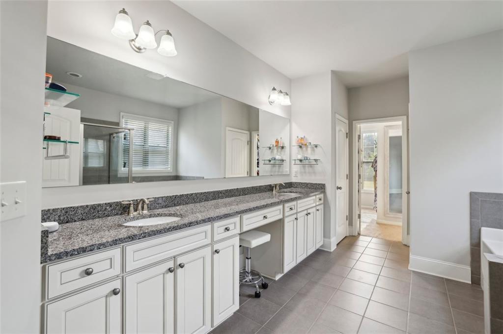 5435 SCENIC VALLEY Drive