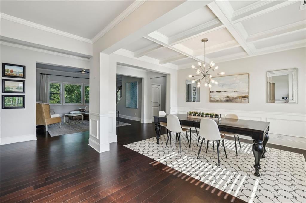 5435 SCENIC VALLEY Drive