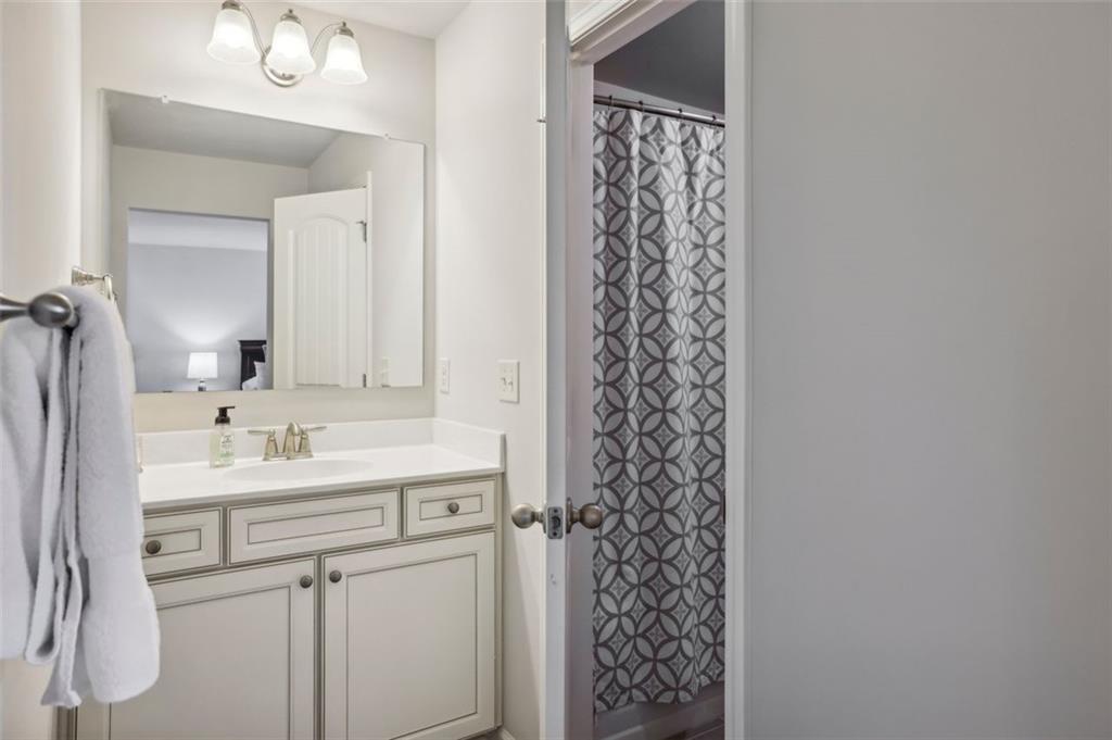 5435 SCENIC VALLEY Drive