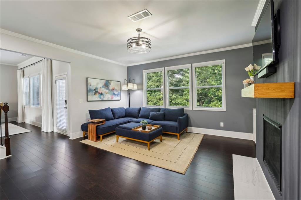 5435 SCENIC VALLEY Drive