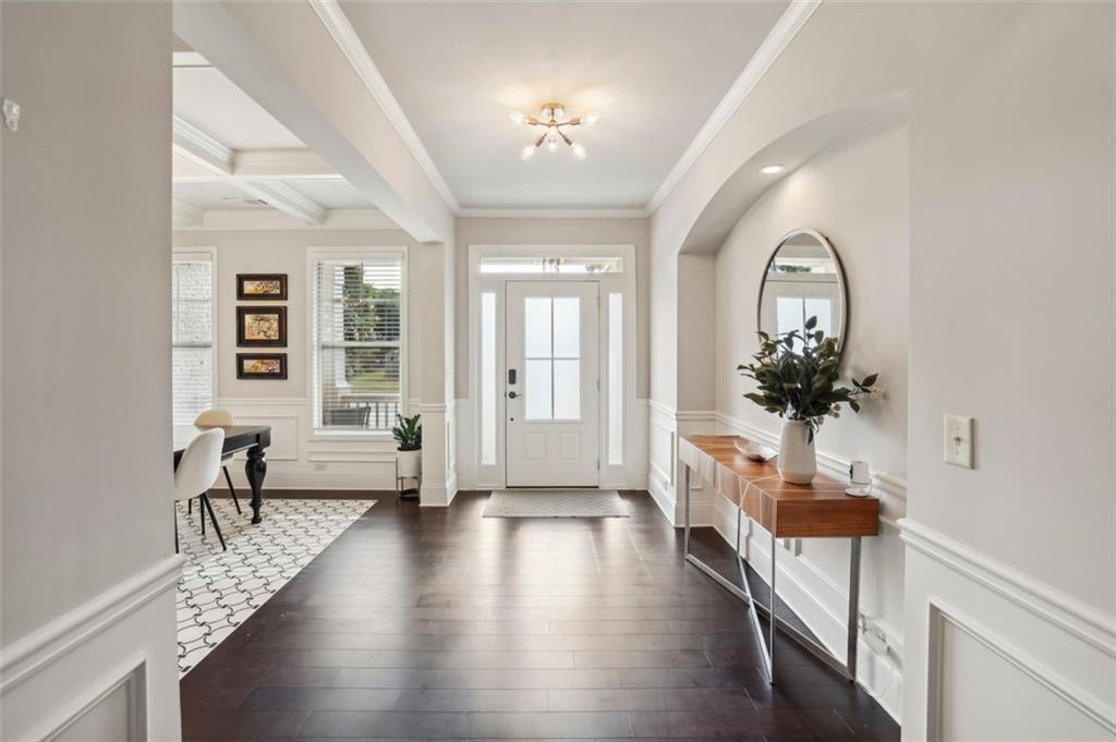 5435 SCENIC VALLEY Drive