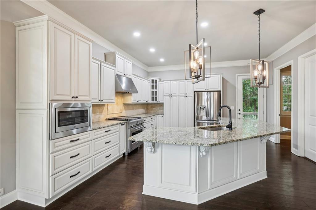 415 Rose Garden Lane