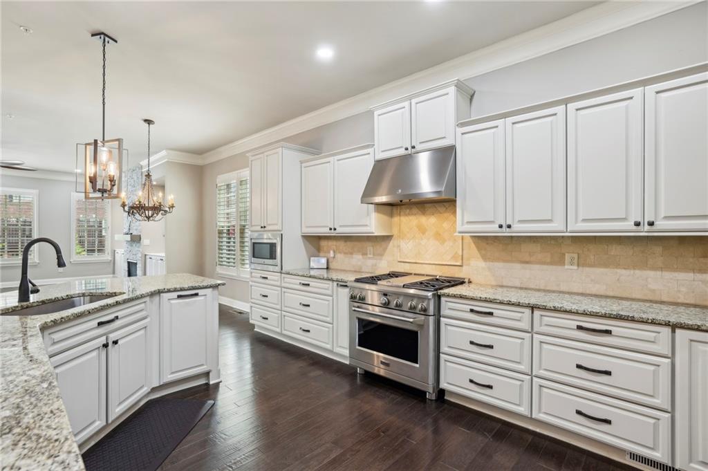 415 Rose Garden Lane