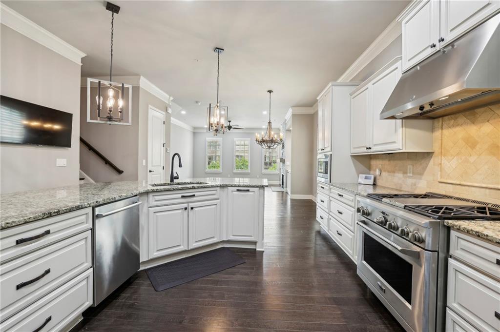 415 Rose Garden Lane