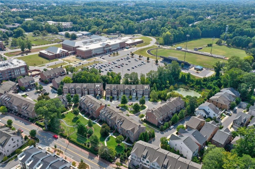 465 ROSE GARDEN Lane