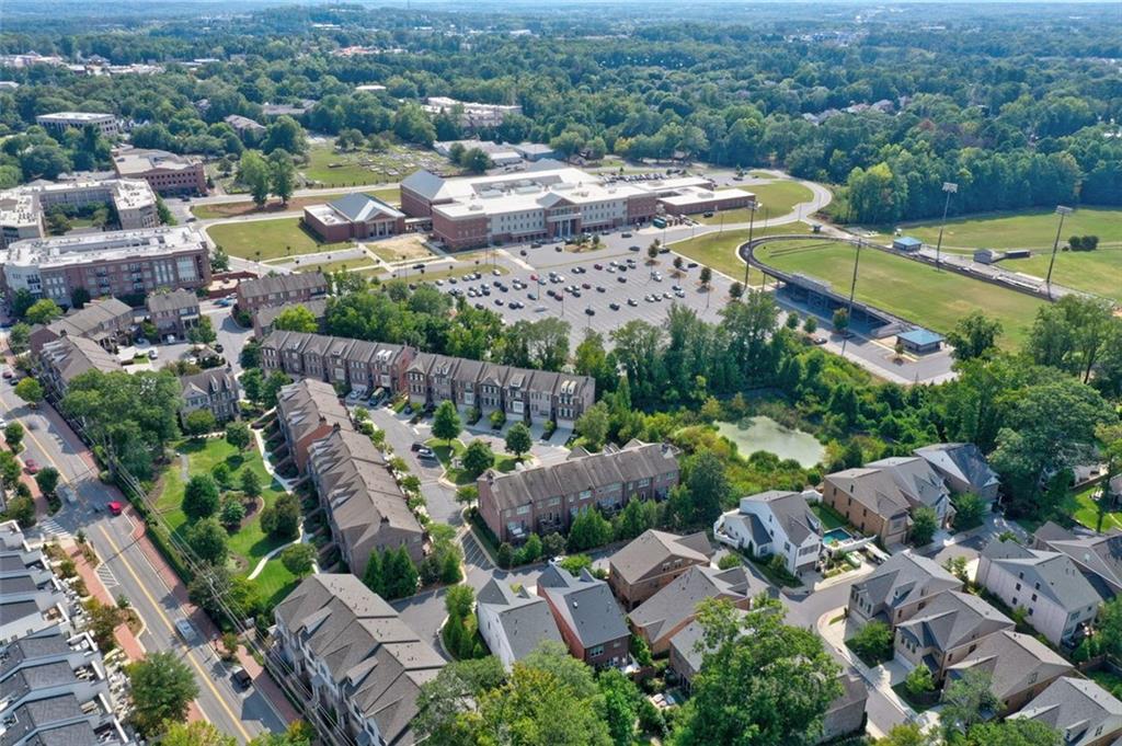 465 ROSE GARDEN Lane