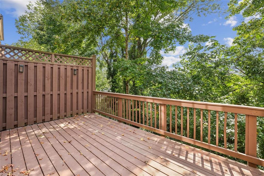 465 ROSE GARDEN Lane