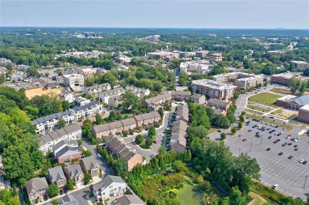 465 ROSE GARDEN Lane