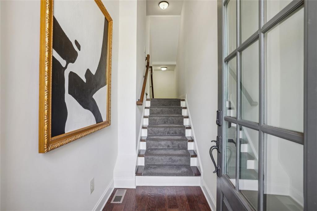 465 ROSE GARDEN Lane