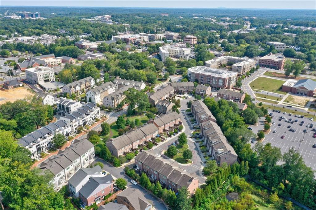 465 ROSE GARDEN Lane