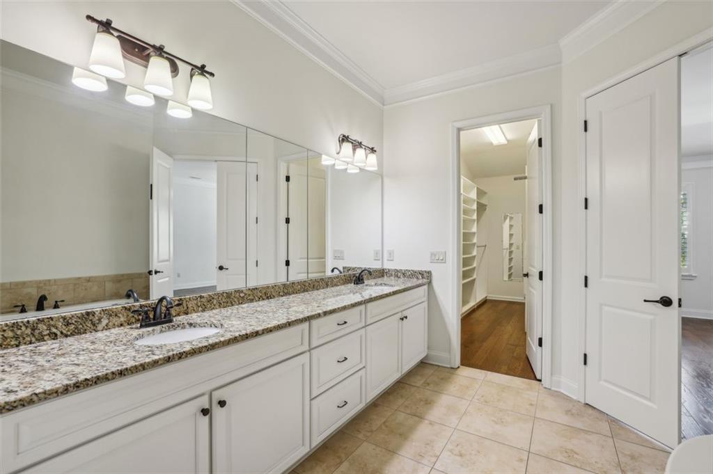 465 ROSE GARDEN Lane