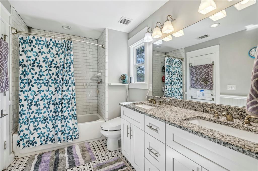 2122 Cavanaugh Avenue SE