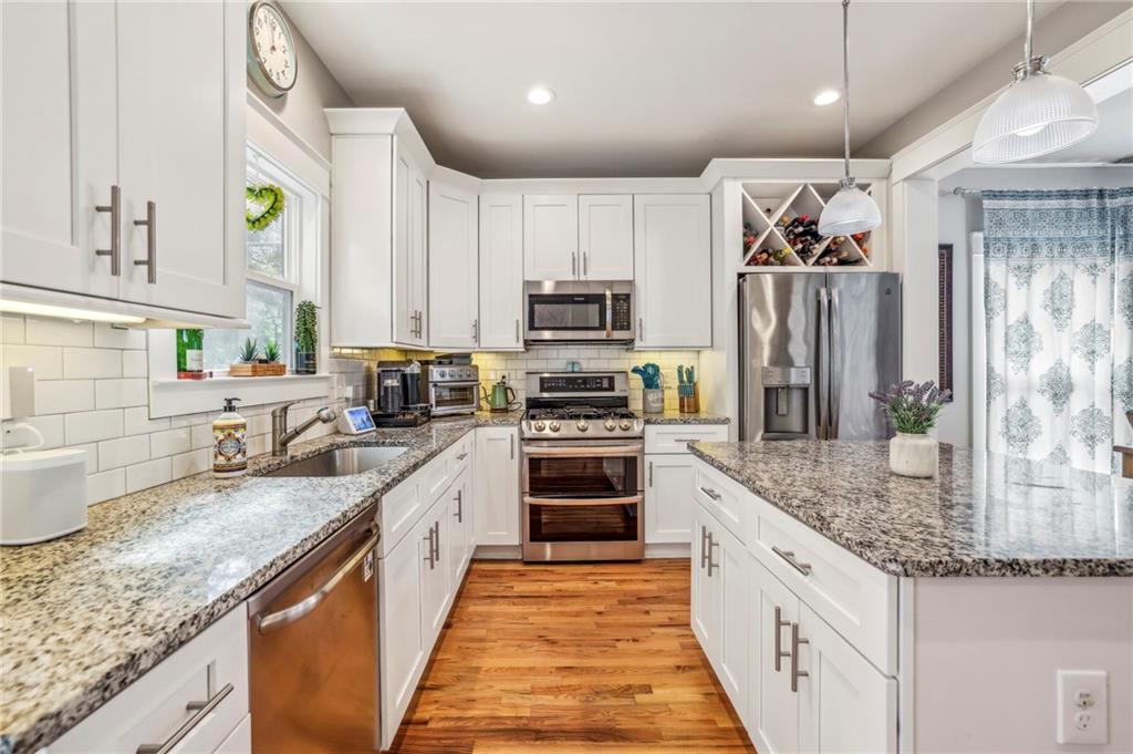 2122 Cavanaugh Avenue SE