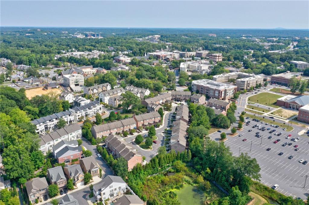 465 ROSE GARDEN Lane