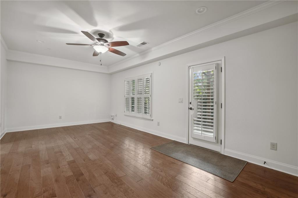 465 ROSE GARDEN Lane