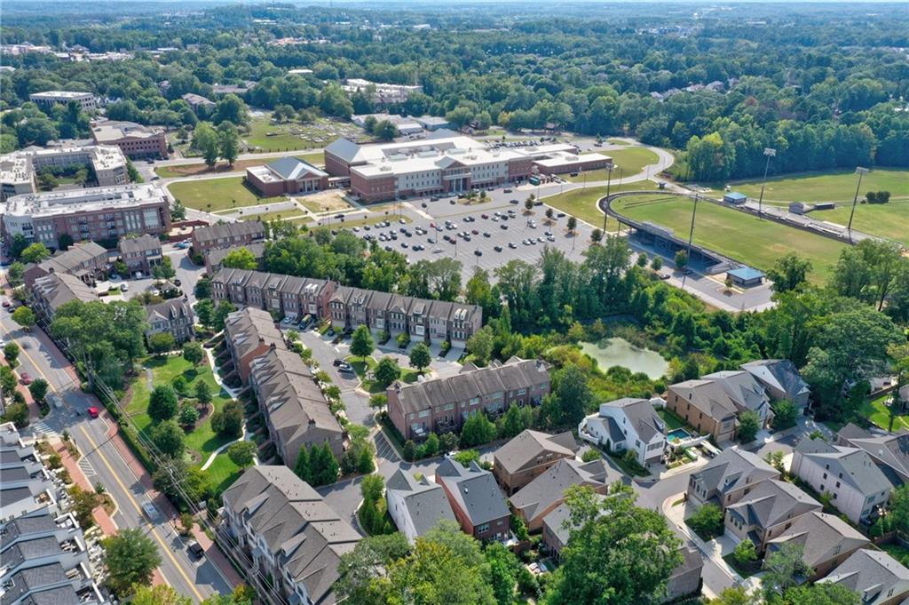 465 ROSE GARDEN Lane