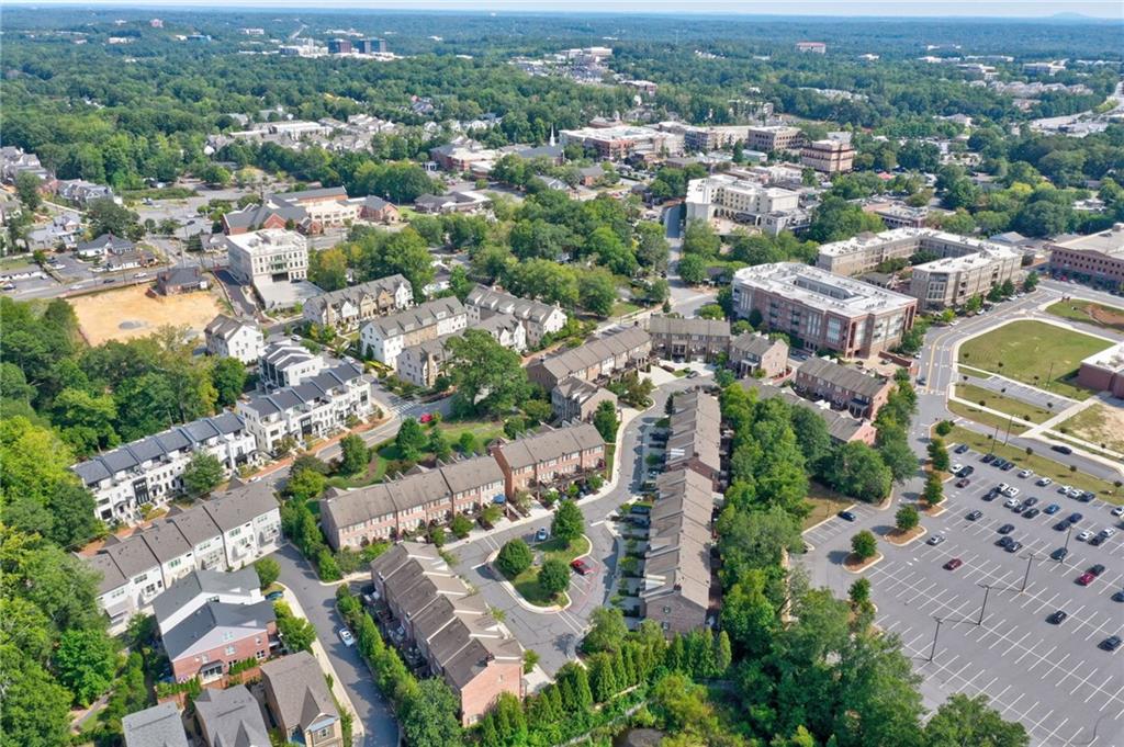 465 ROSE GARDEN Lane