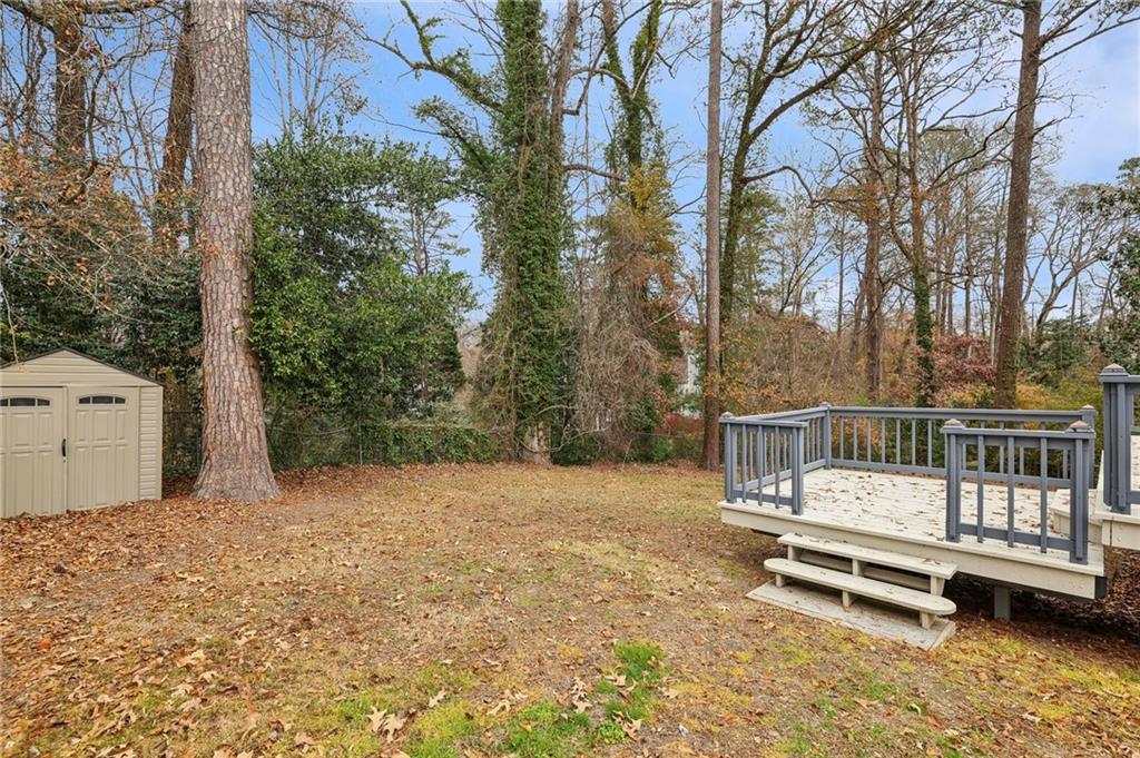 2807 Winding Lane NE