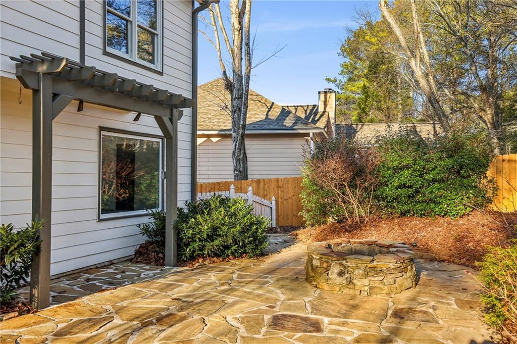 125 River Terrace Court