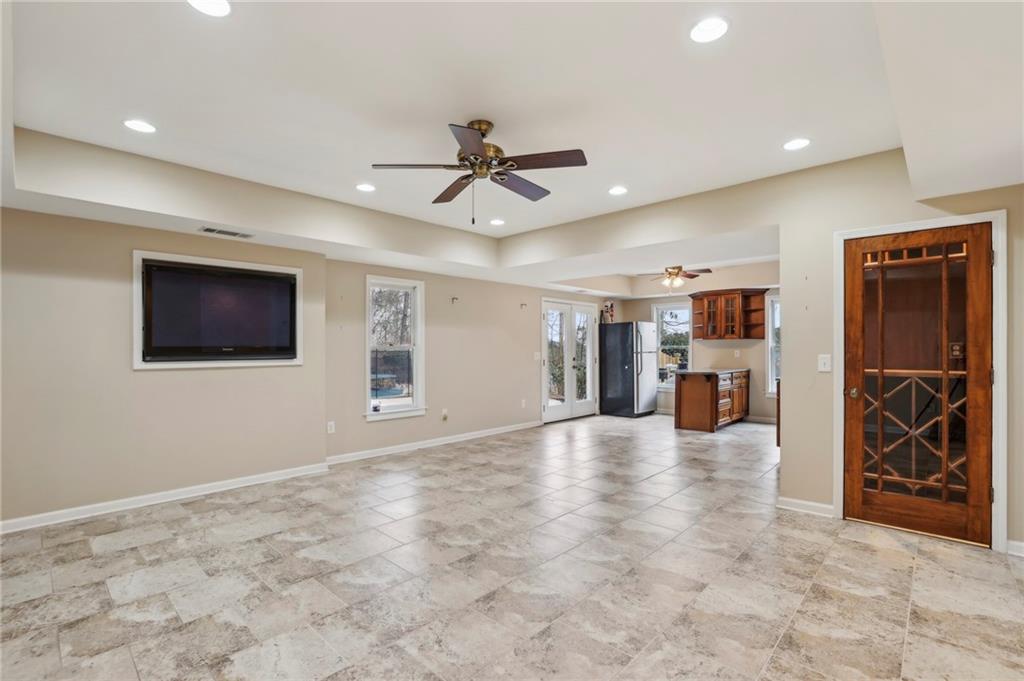 320 Old Sandhurst Station