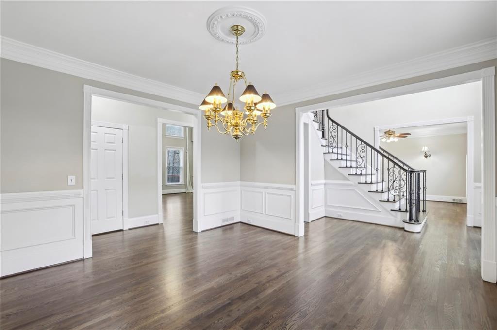 320 Old Sandhurst Station