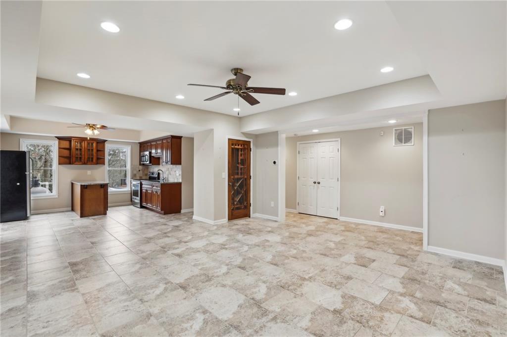 320 Old Sandhurst Station