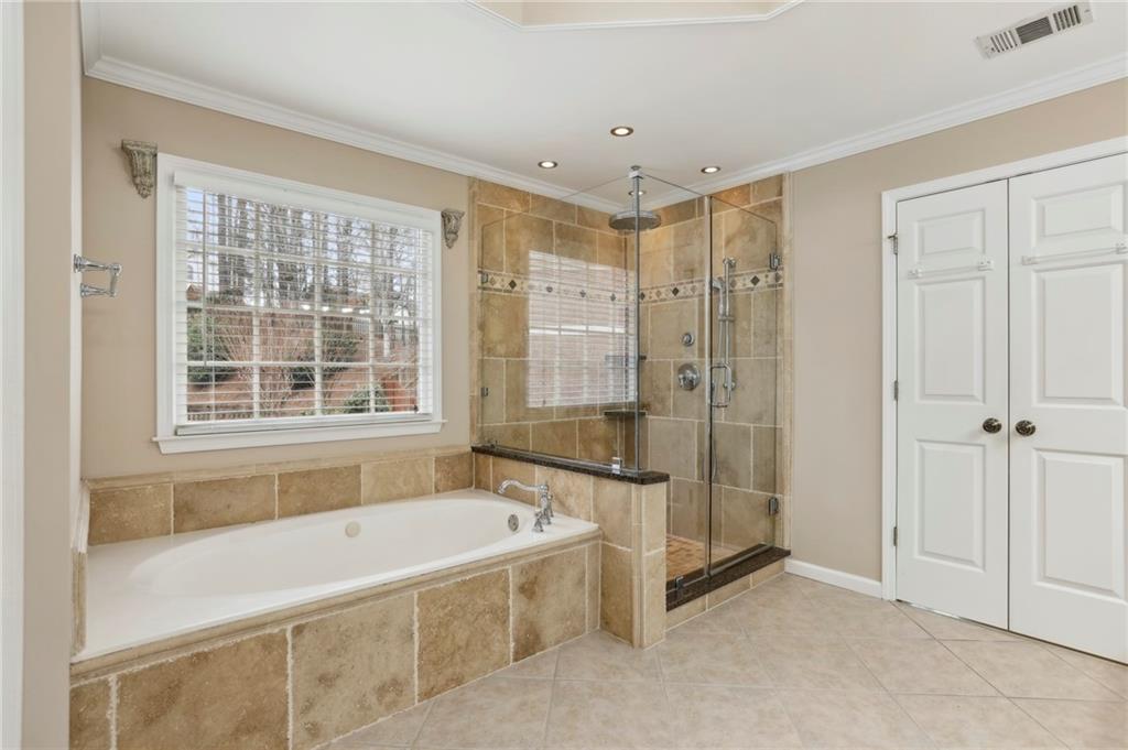 320 Old Sandhurst Station