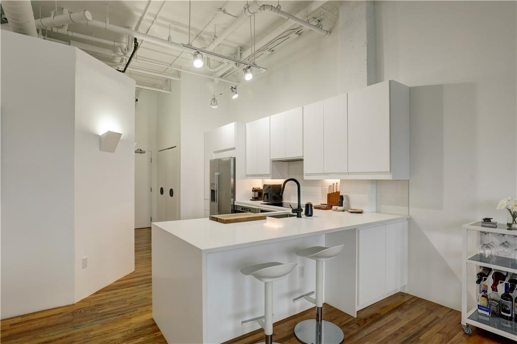 3235 Roswell Road Unit 703