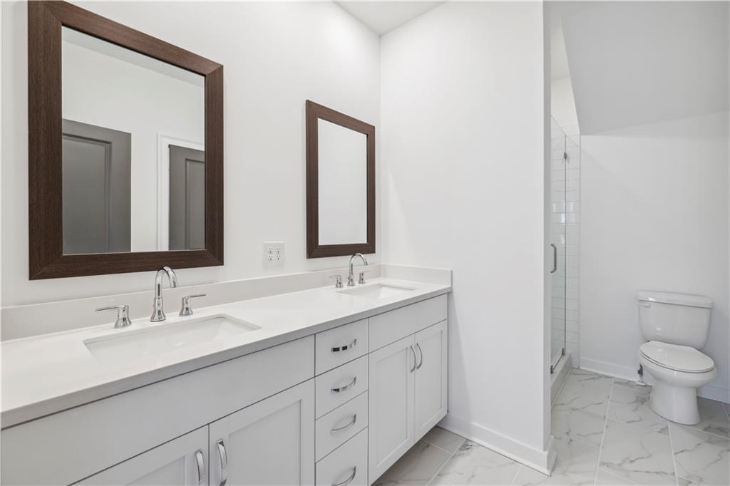 432 Burton Drive Unit 301