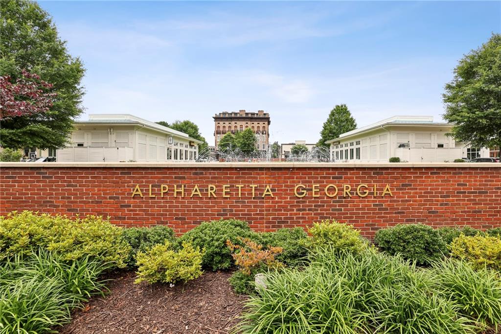 432 Burton Drive Unit 301