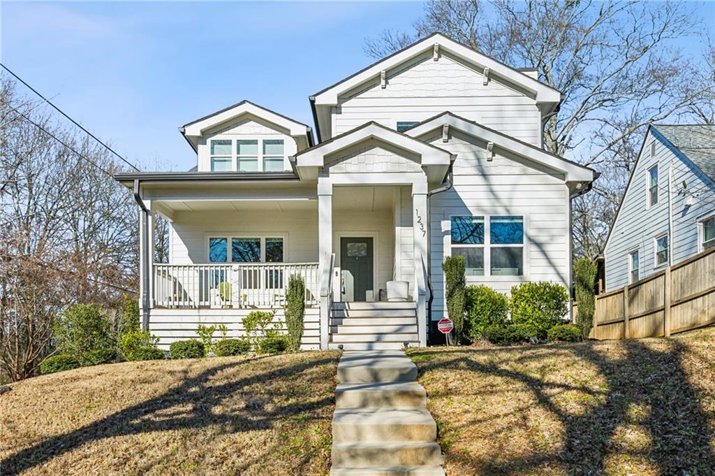 1237 MILTON Terrace SE