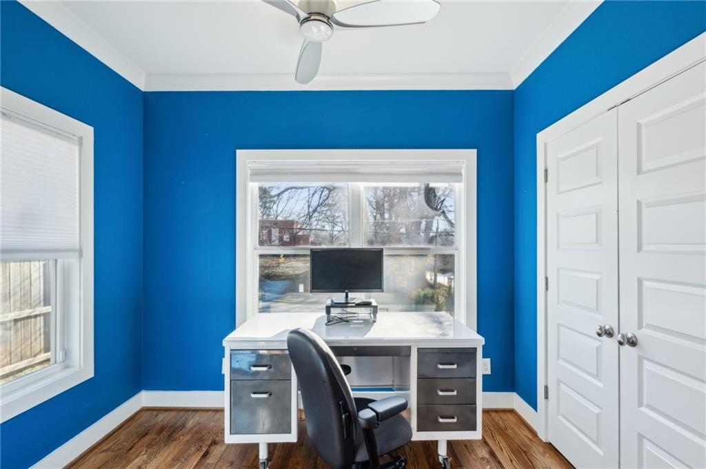 1237 MILTON Terrace SE