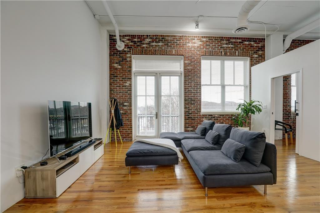 3235 Roswell Road Unit 703