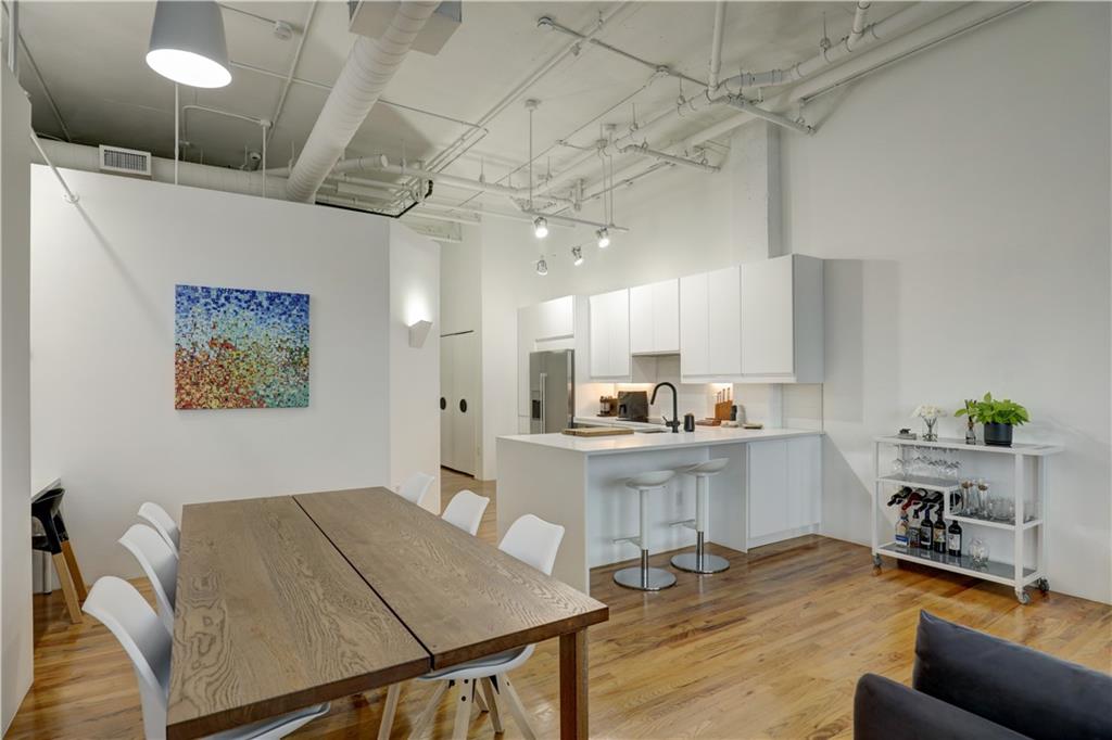 3235 Roswell Road Unit 703